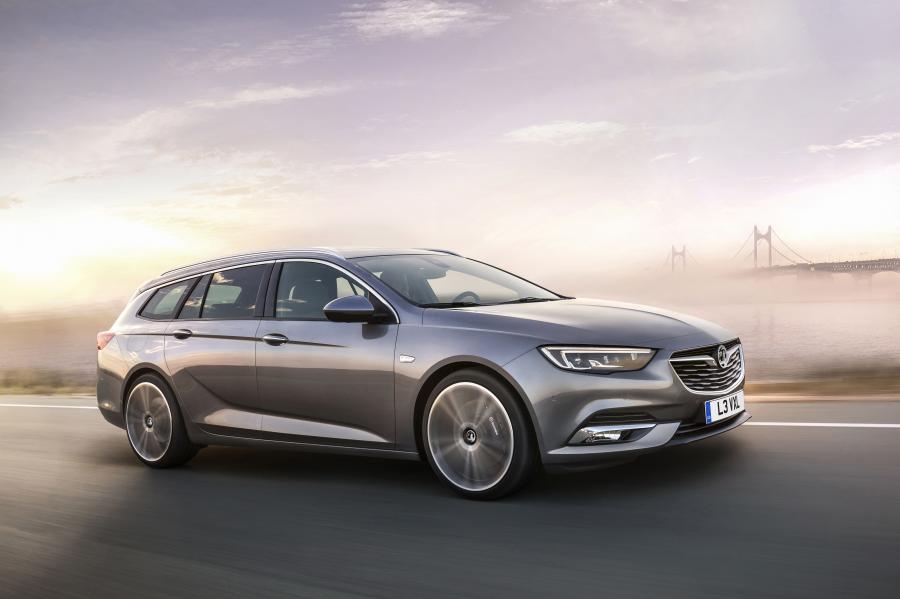  Vauxhall Insignia Sports Tourer 2017 года  (фото 33 из 35)